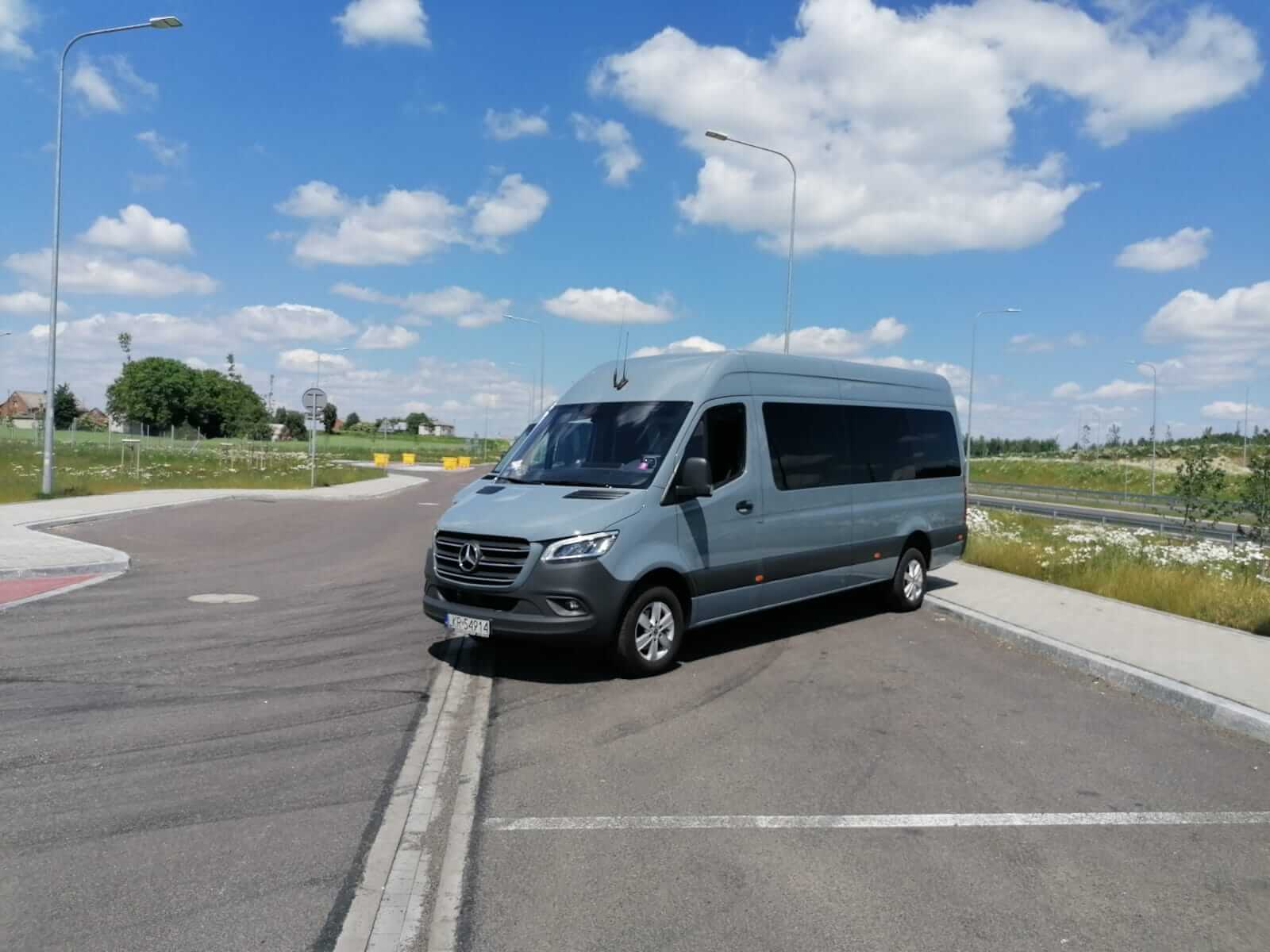 Bus